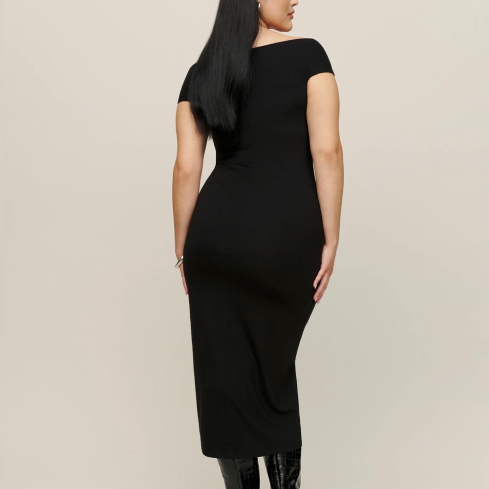 Reformation Toulon Dresss - Picture 3 of 8